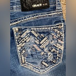 Grace in LA - mid-rise Bootcut Jeans with embellished pockets- Size 25